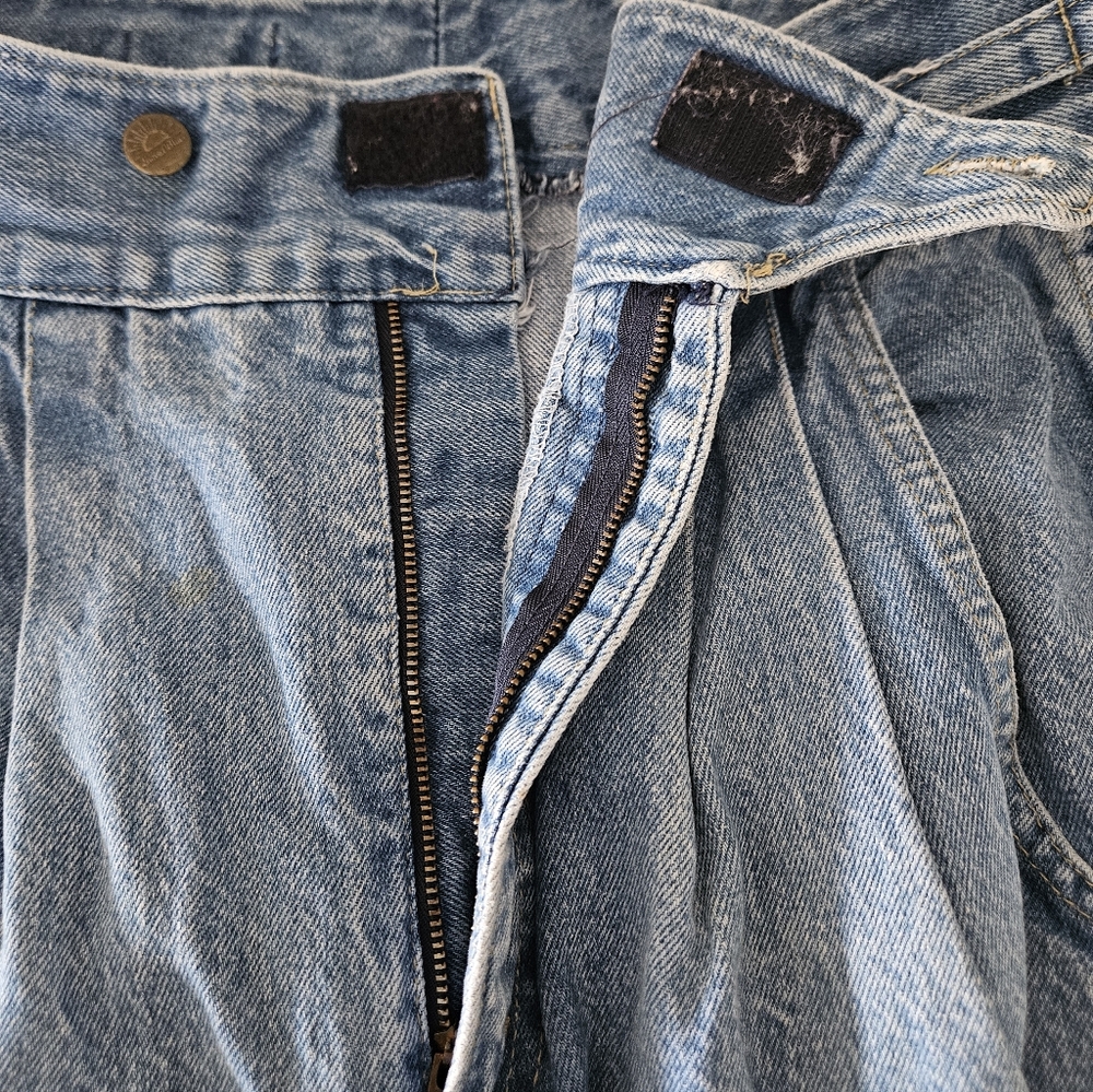 Vintage 80s USA Made Pleated Mom Jeans High Waist Tapered Leg Size 16 Long - Picture 9 of 10